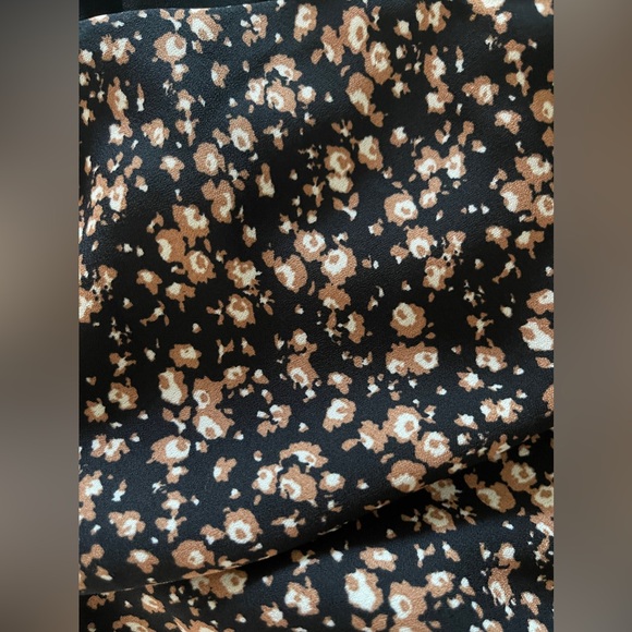 Good Luck Girl XL Floral Skirt - Picture 3 of 3